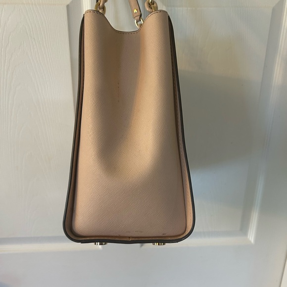 Michael Kors Beige Shoulder Bag with Silver-Tone Hardware - Picture 6 of 6